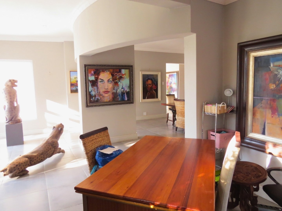 5 Bedroom Property for Sale in Dan Pienaar Free State